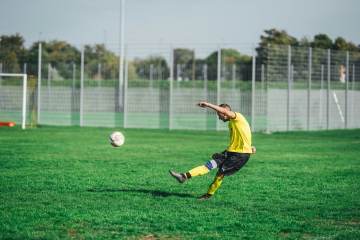 重大突破！曝皇马接近与世界杯MVP达成加盟协议 将与曼城进行谈判（配图示意）